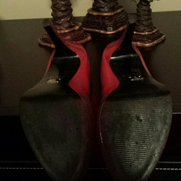 Red stilletos - Picture 8 of 8